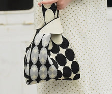 Load image into Gallery viewer, Knitted Wristlet Tote Bag
