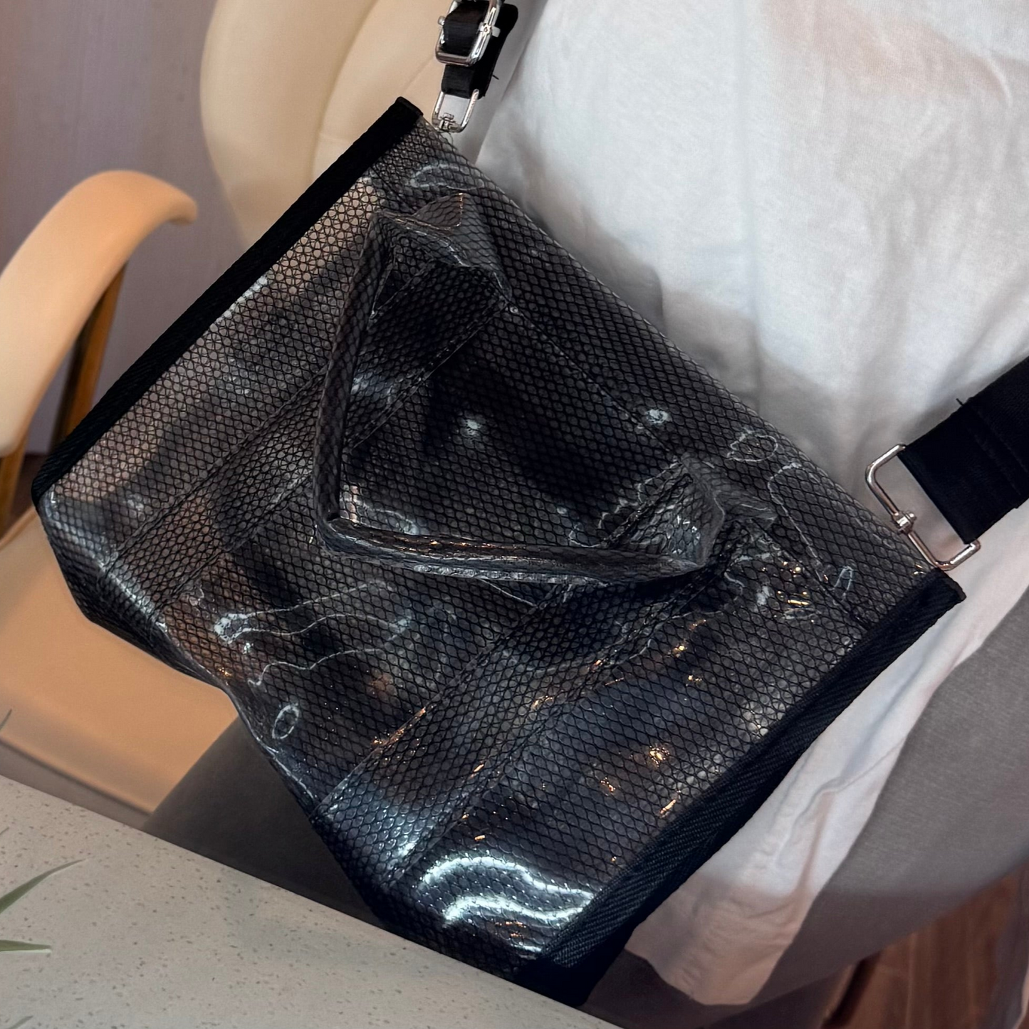 Clear Mesh Cosmetic/Set Bag