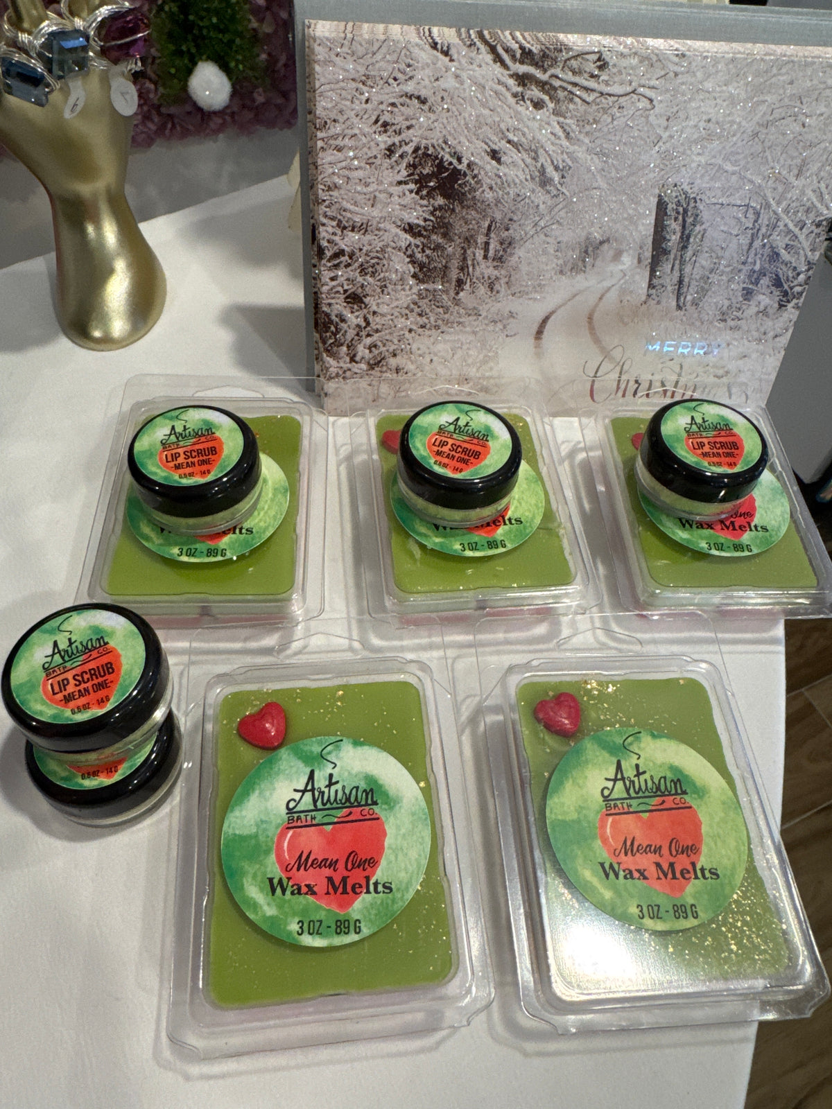 Artisan Bath & Co. Grinch Candle Wax Melts + Free Grinch Lip Scrub