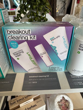 Load image into Gallery viewer, Dermalogica Breakout Clearing Kit
